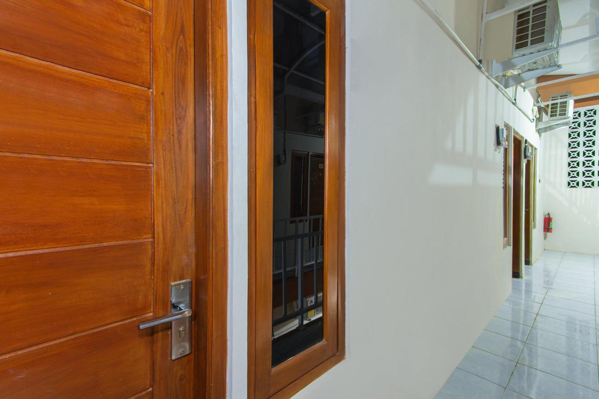Oyo 1718 Homestay Wak Gobenk Salakan Ngoại thất bức ảnh
